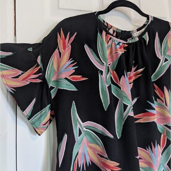 Tucker Lola Top Birds of Paradise Crepe de Chine Silk Blouse Floral Short Sleeve - Picture 2 of 9